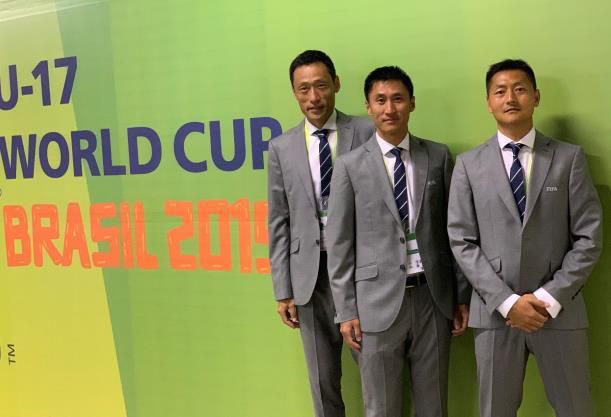 成人伊人青草久久综合网